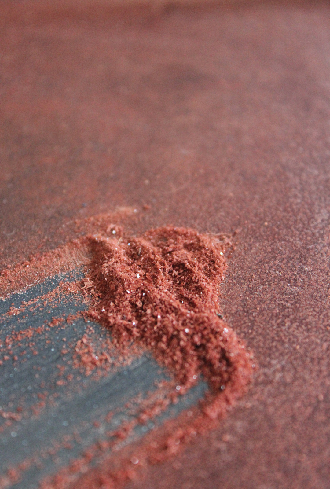 collecting bedstraw pigment